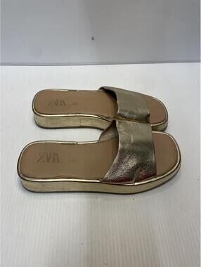 Zara golden strap women’s Size 34